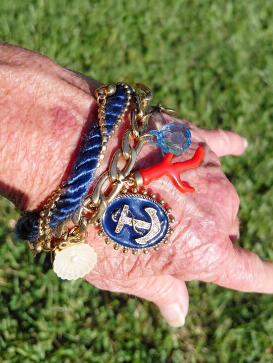 Betsey Johnson Jewelry - RARE BETSY JOHNSON VINTAGE NAUTICAL THEMED BRACLET